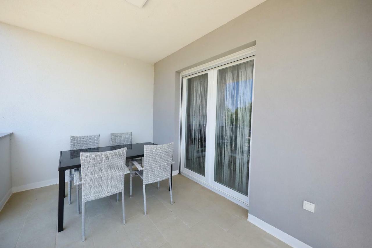 Apartmani Vlado Mitar Sukošan Εξωτερικό φωτογραφία